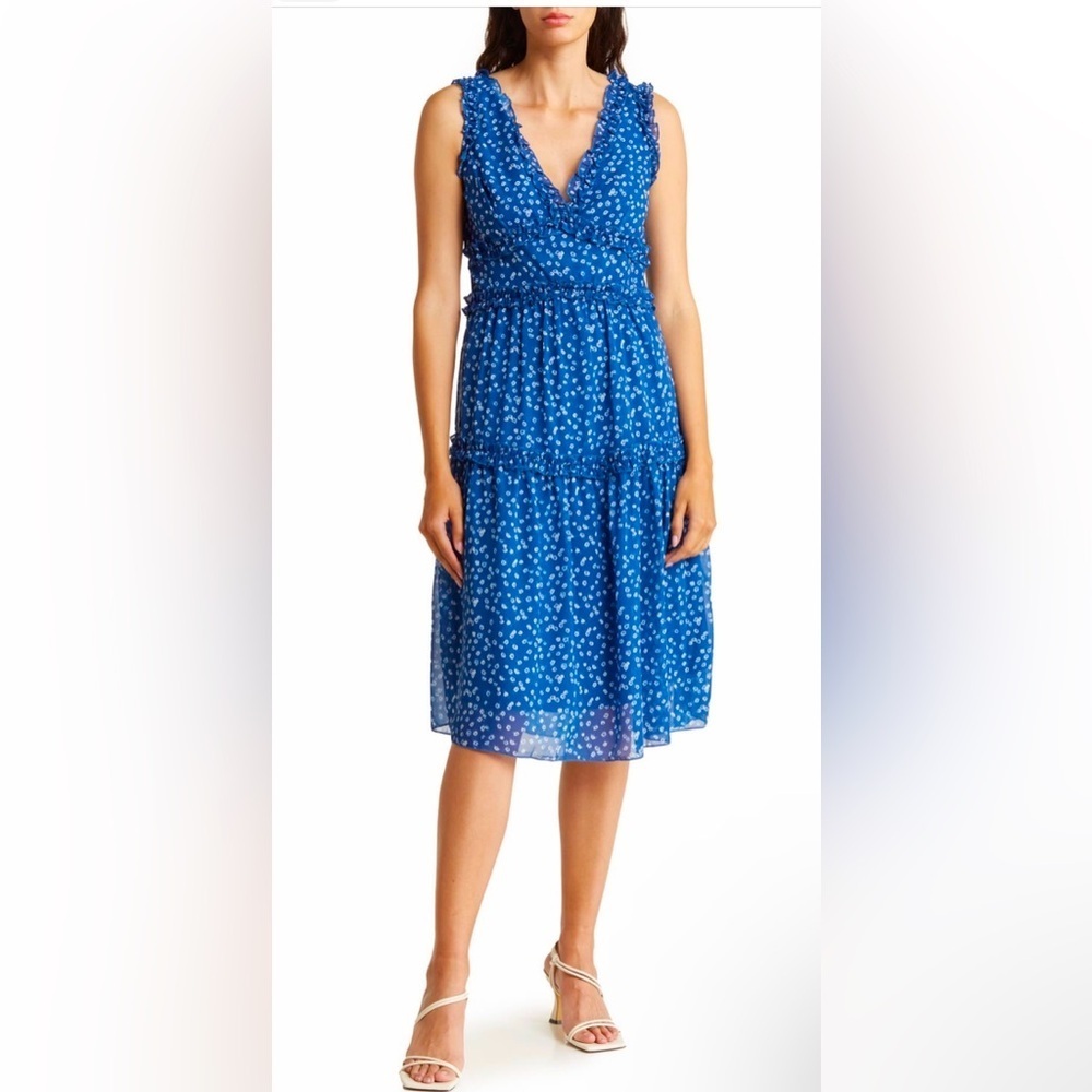 💙 NWT! Tash & Sophie Floral Chiffon Dress